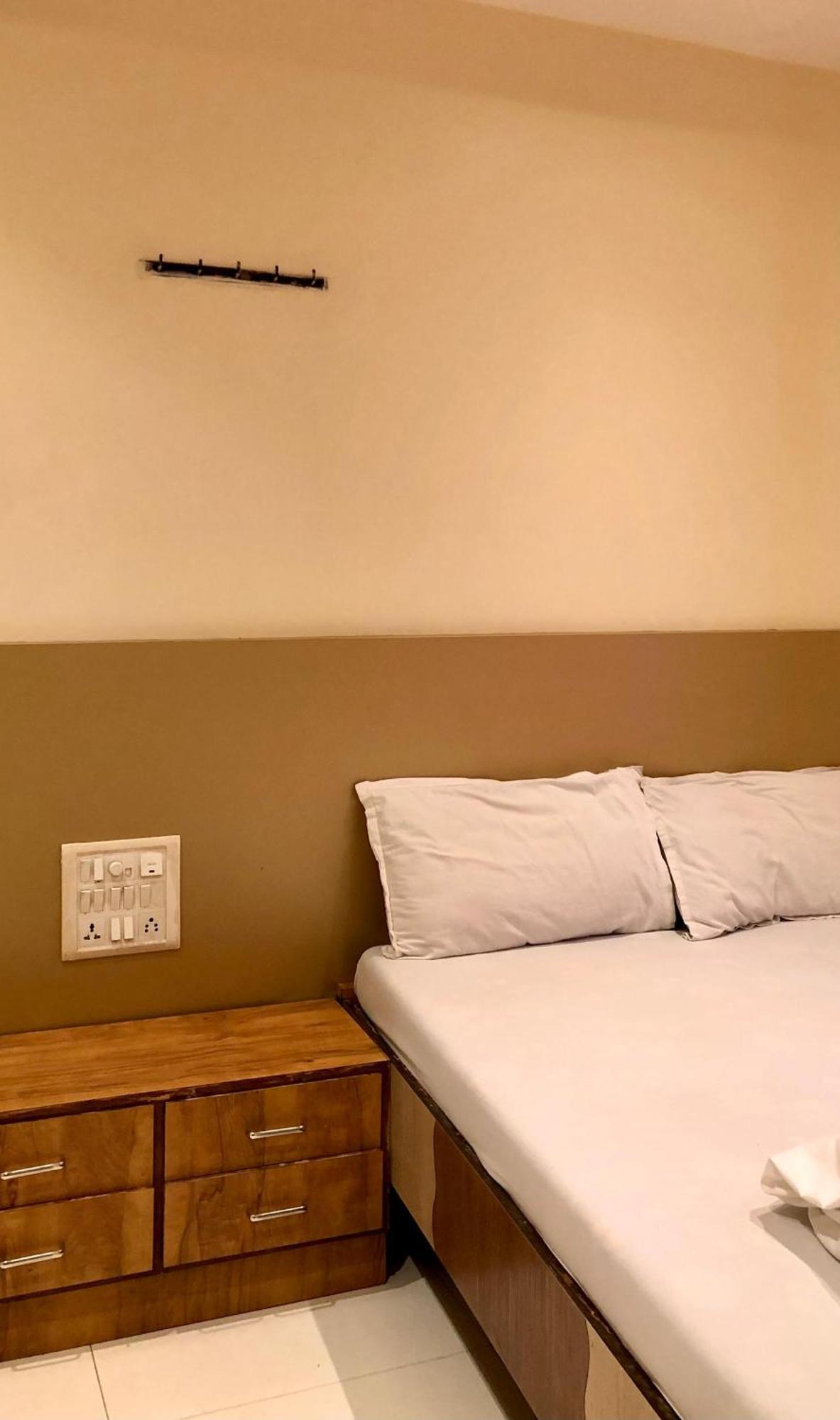 Hotel Volga 2 Mumbai Luaran gambar